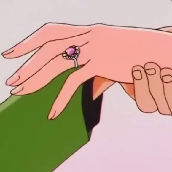 🌙 Sailor Moon Heart Ring - Picture 8 of 9
